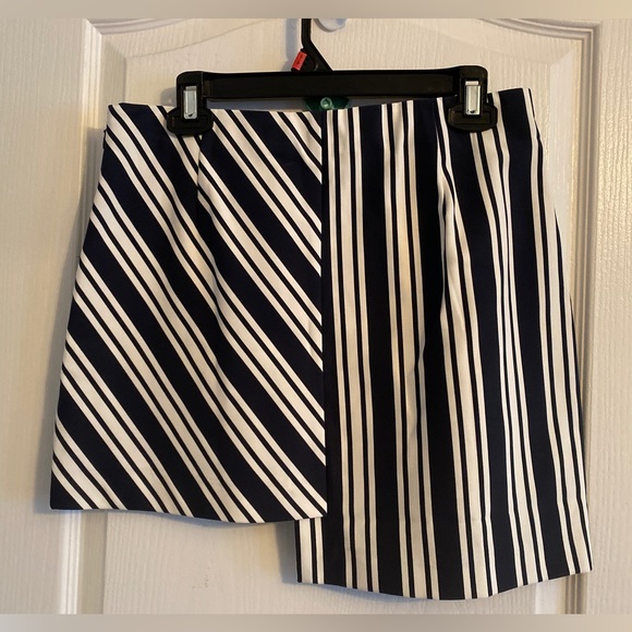 ZARA Trafaluc Asymmetric Skirt NWT - size L - Picture 2 of 6